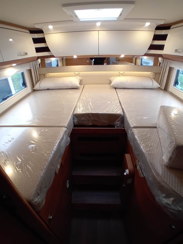 0000011829_integral_carthago_chic_c_line_i_4_9_le_fiat_ducato_2_2l_180cv_20245.jpg
