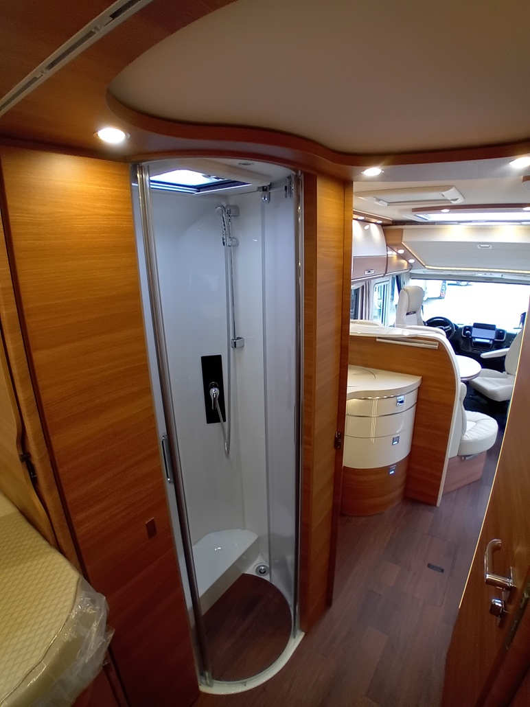 0000011829_integral_carthago_chic_c_line_i_4_9_le_fiat_ducato_2_2l_180cv_20246.jpg