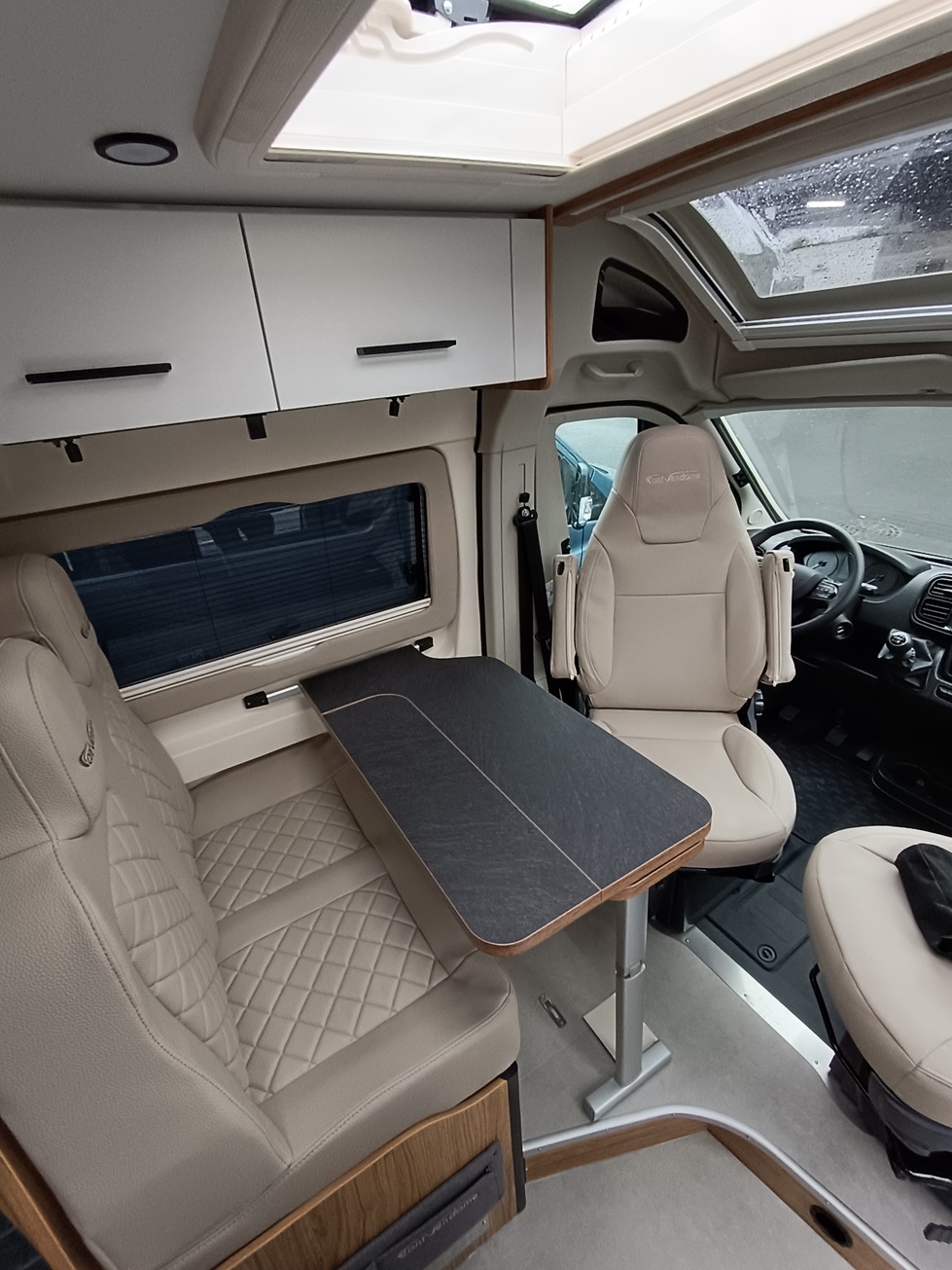 0000011932_fourgon_font_vendome_duovan_elegance_fiat_ducato_2_2l_140cv_20243.jpg