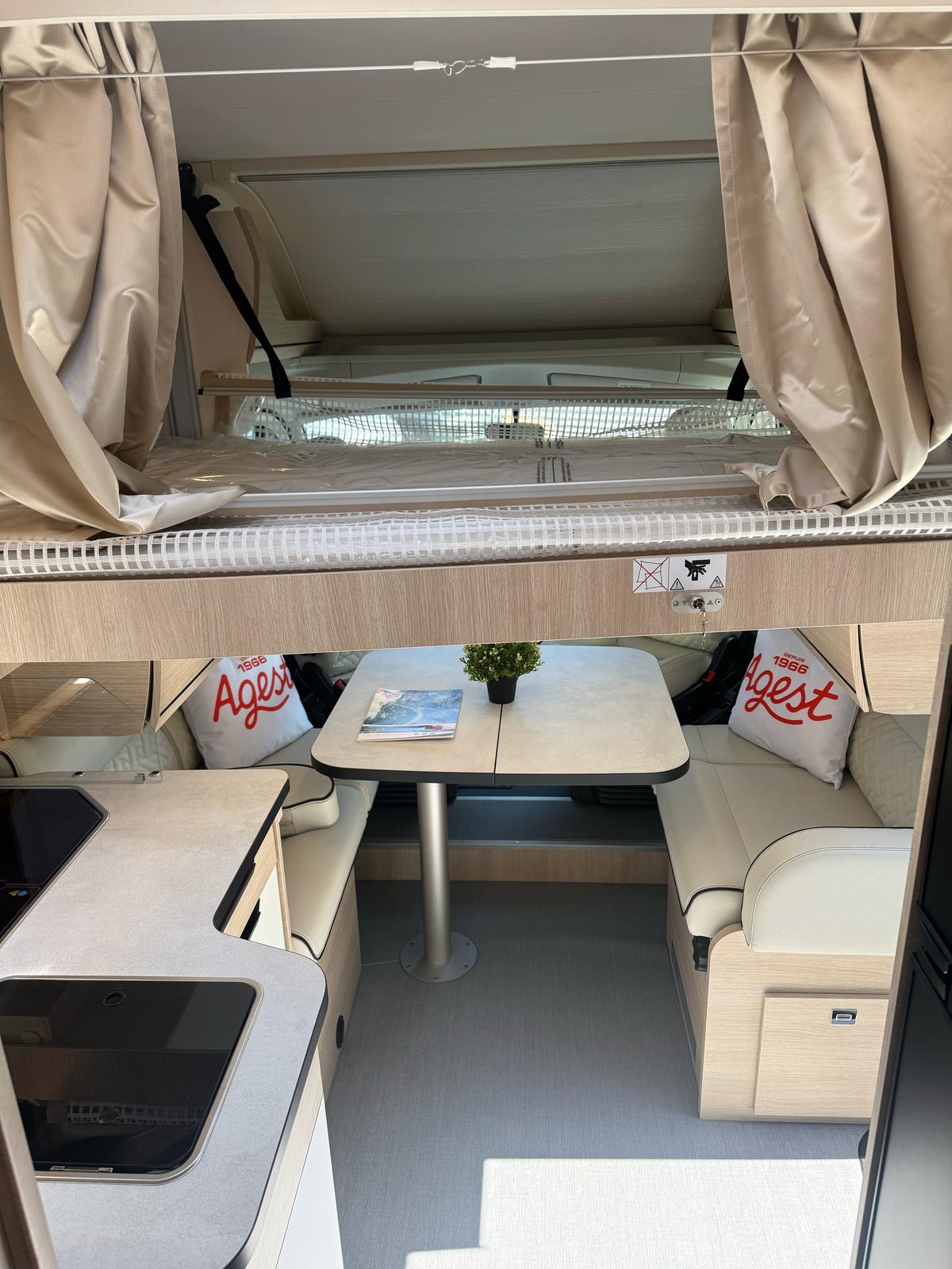 0000012698_profile_rapido_666_f_fiat_ducato_2_2l_140_bva_202511.jpg