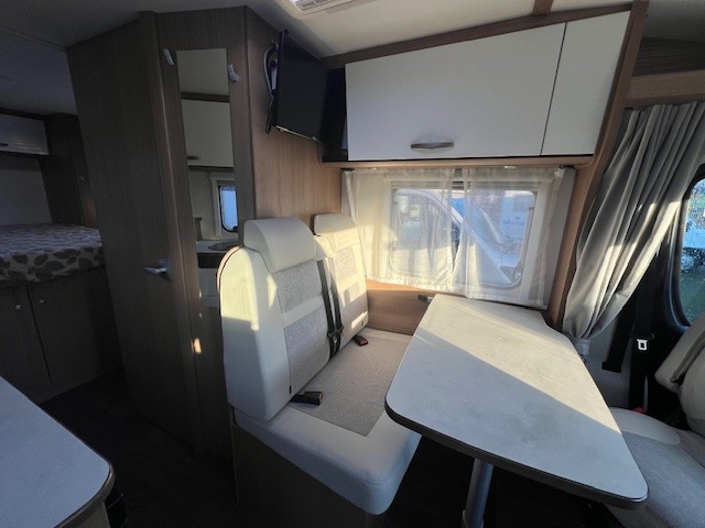 0000000104_profile_carado_v_339_europa_edition_fiat_2_3l_140cv_20216.jpg