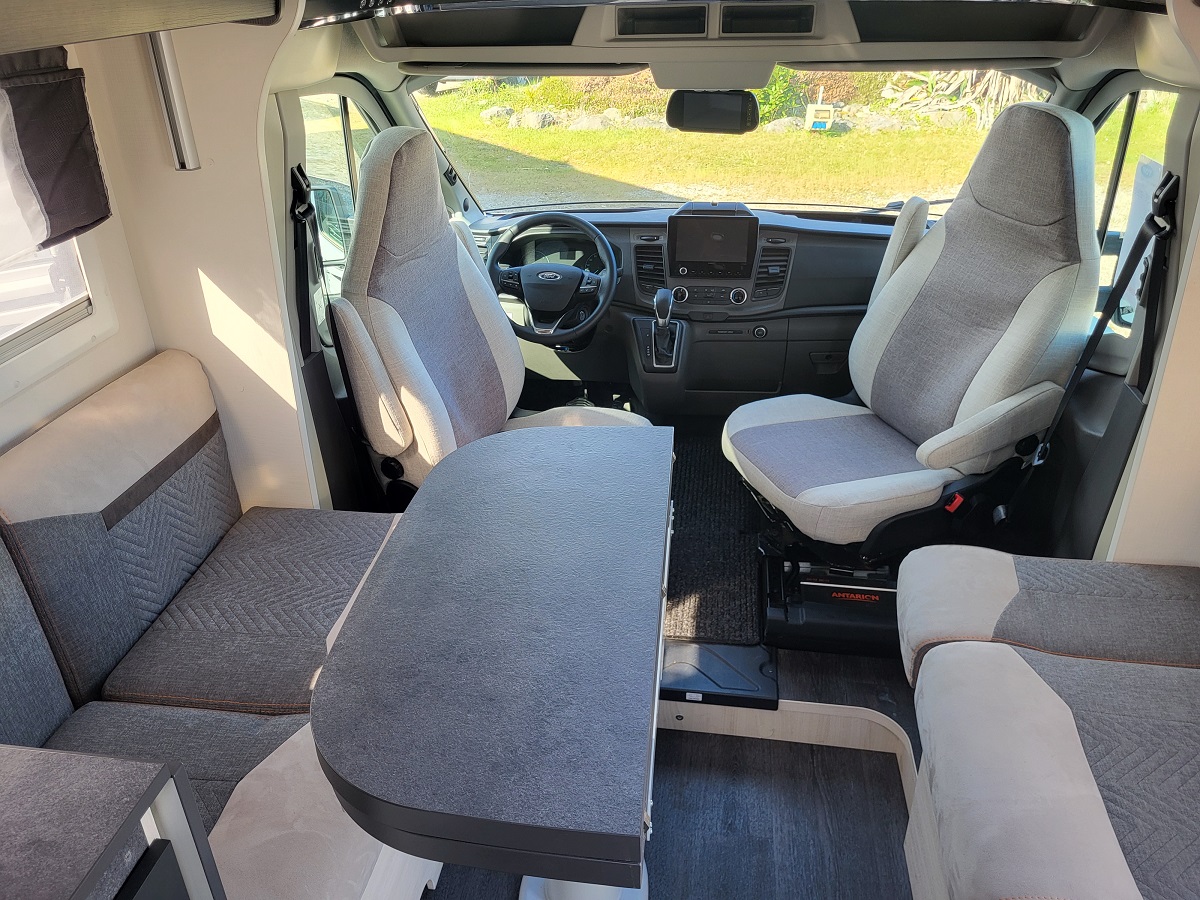 0000000173_profile_chausson_788titanium_premium_webasto_ford_2_0l_170ch_boite_automatique_20217.jpg