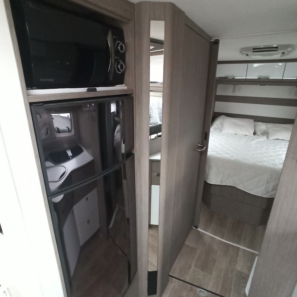 0000006204_integral_dethleffs_magic_edition_i3_dbm_fiat_ducato_2_3l_150cv_20184.jpg