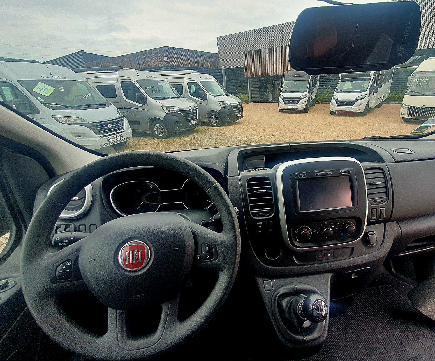 0000007133_fourgon_font_vendome_autocamp_xl_fiat_talento_1_6l_145cv_20201.jpg