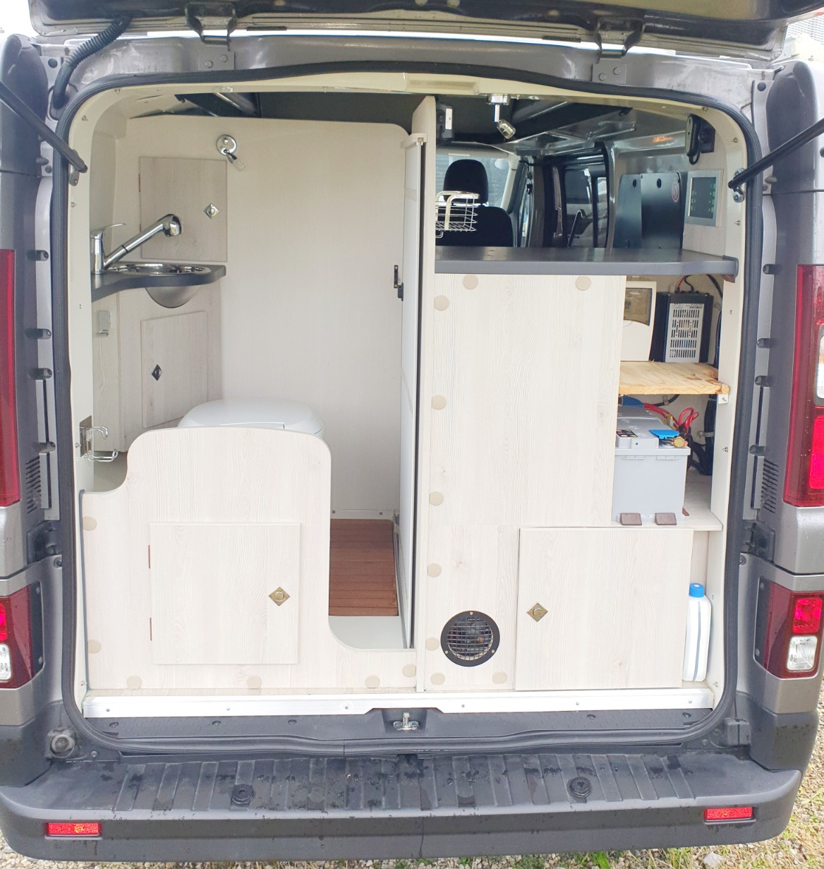 0000007133_fourgon_font_vendome_autocamp_xl_fiat_talento_1_6l_145cv_202015.jpg