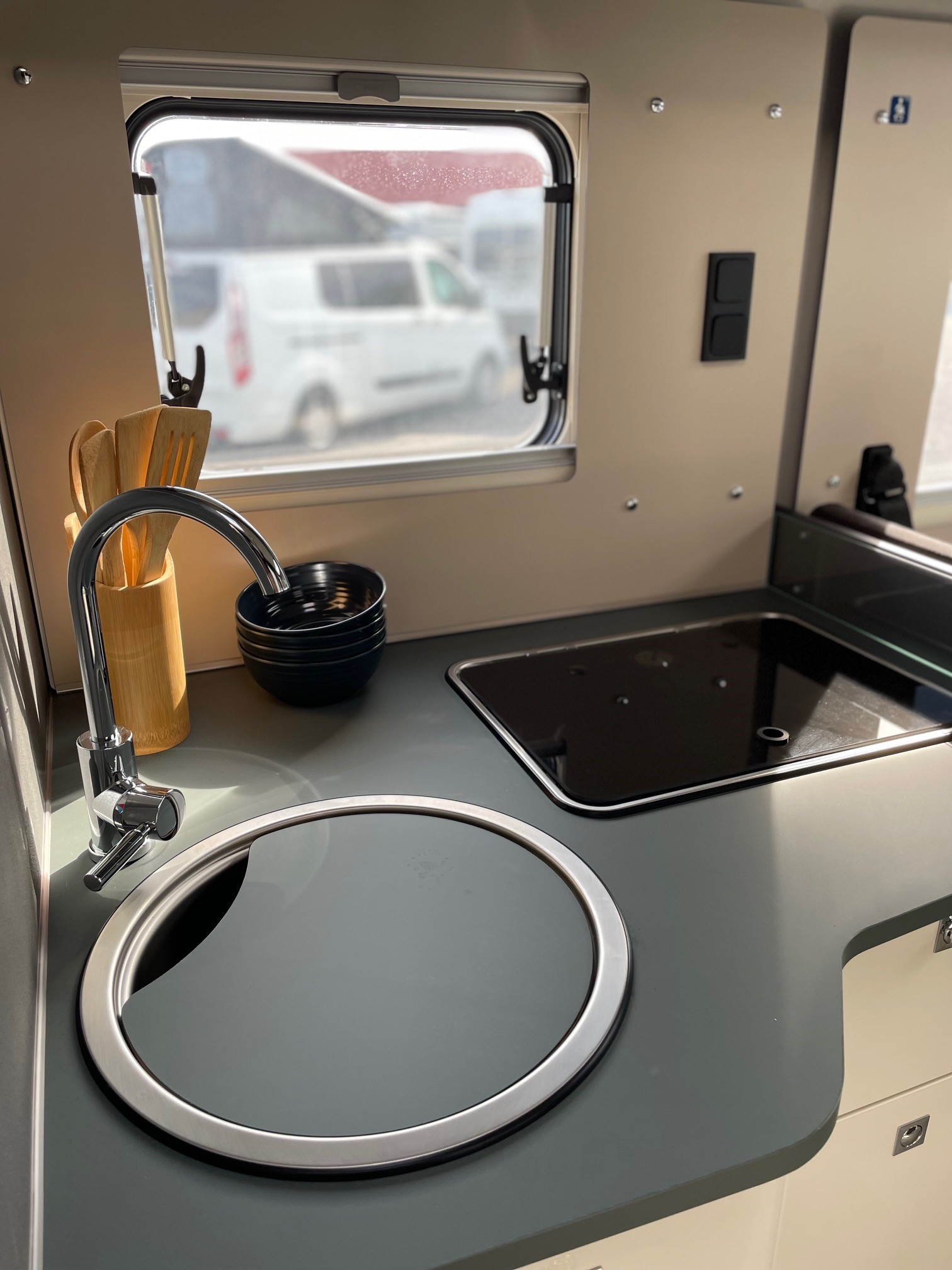 0000010941_profile_laika_kosmo_l412_ds_fiat_ducato_2_2l_140cv_20247.jpg