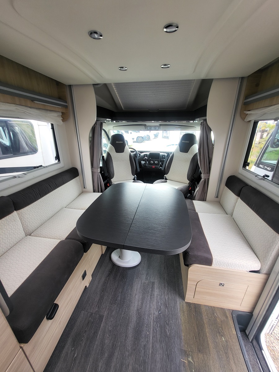 0000010975_profile_chausson_650_titanium_vip_fiat__2_3l_140cv_202117.jpg