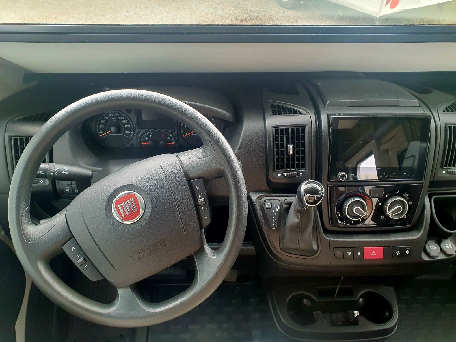 0000010975_profile_chausson_650_titanium_vip_fiat__2_3l_140cv_20217.jpg