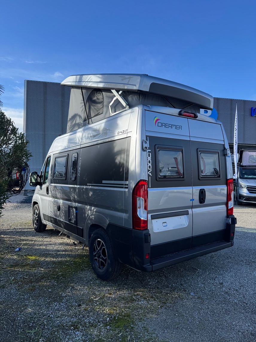0000012739_fourgon_dreamer_d43_up_fun_peugeot_2_2l_140cv_bva_20255.jpg