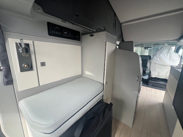 0000012988_van_westfalia_kelsey_ford_2_0l_170cv_bva_20256.jpg