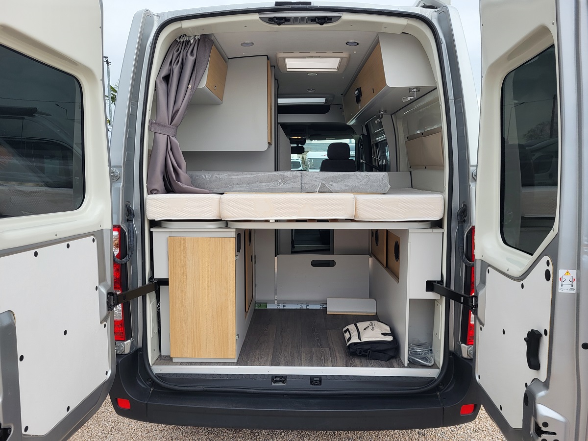 0000013226_fourgon_font_vendome_mastervan_xs_renault_2_3l_145cv_20233.jpg