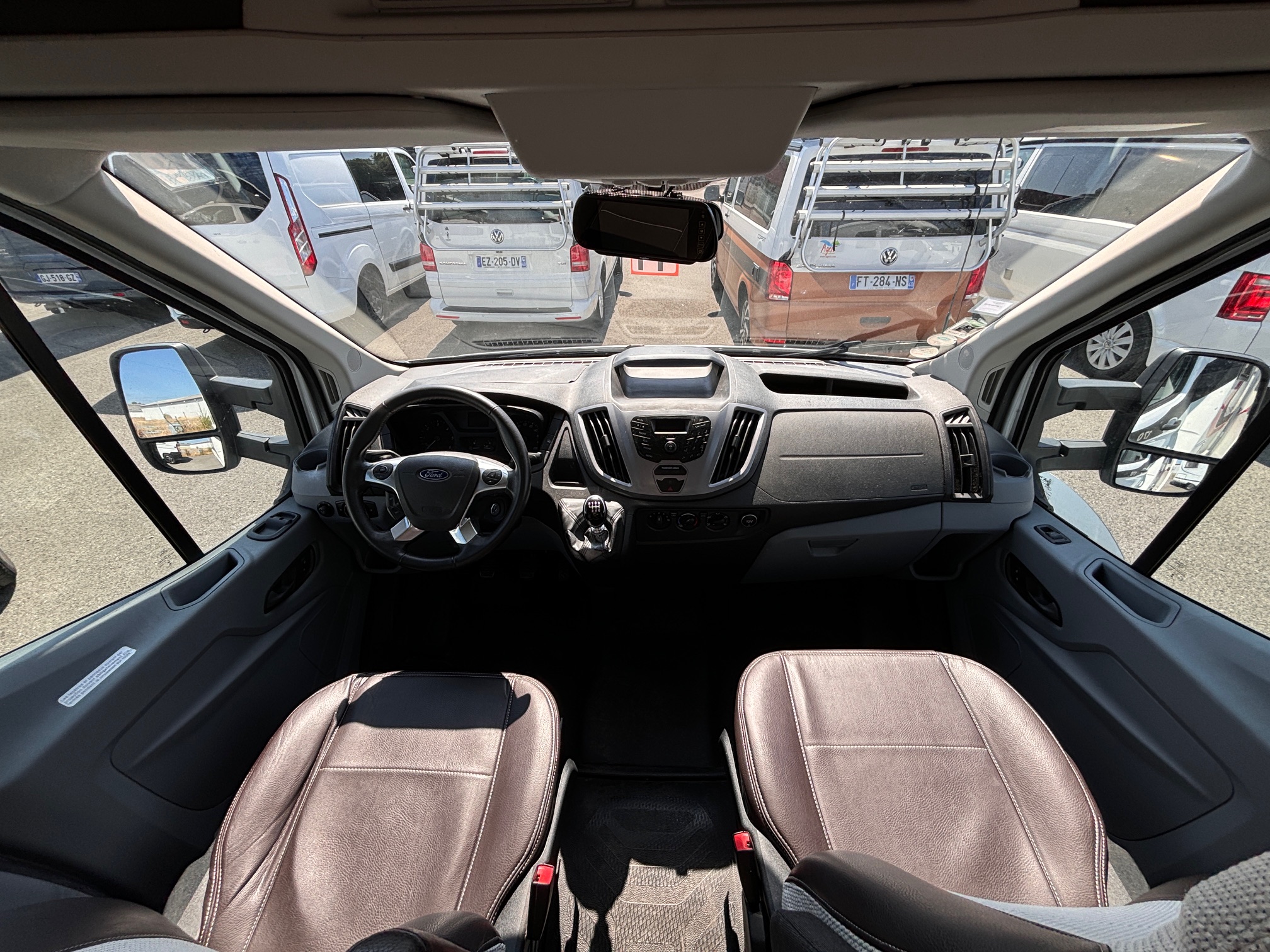 0000002199_profile_challenger_mageo_170_ford_transit_2_0l_130cv_20205.jpg