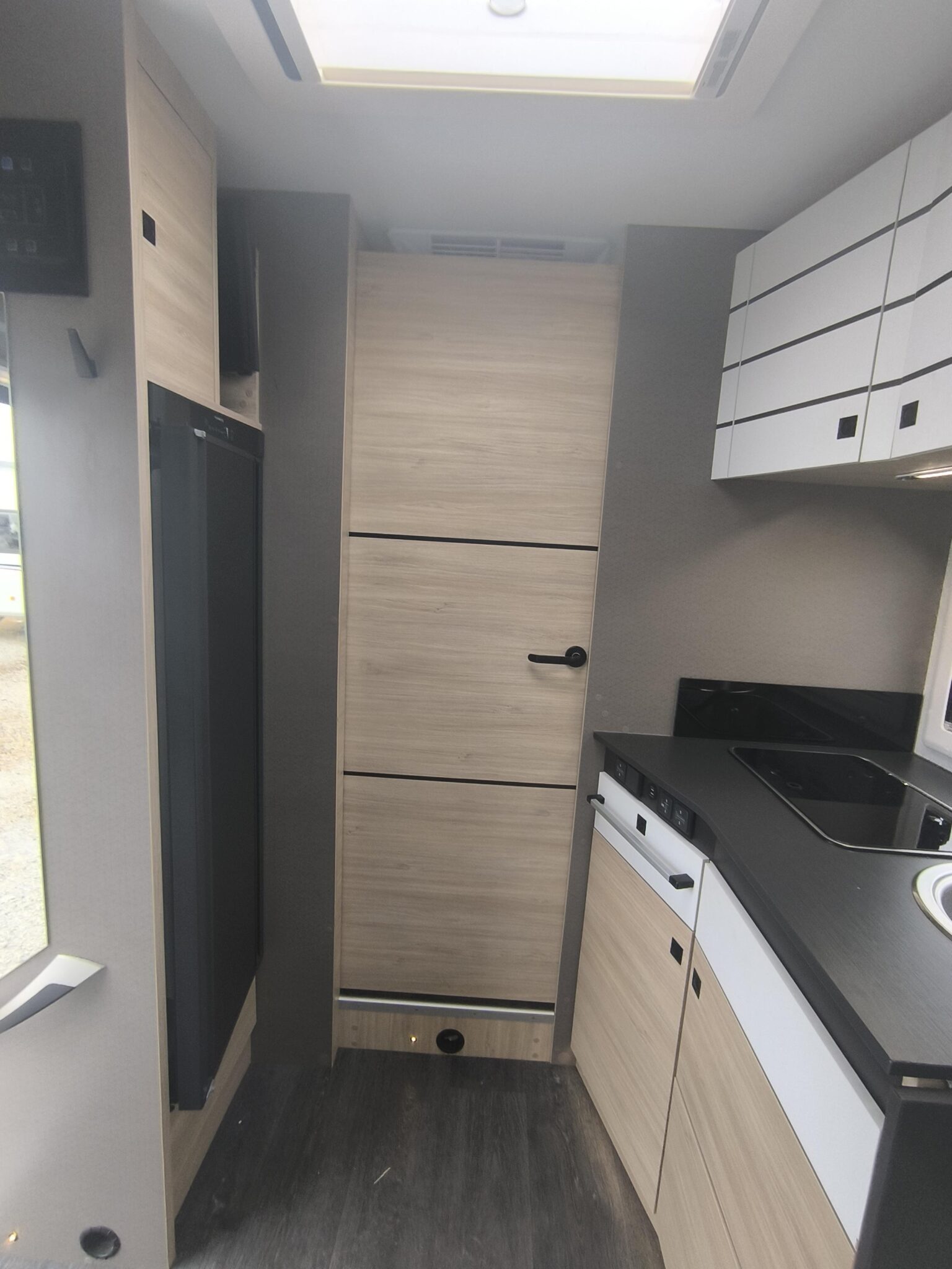 0000009105_profile_chausson_720_first_line_ford_2_0l_170ch_202217.jpg