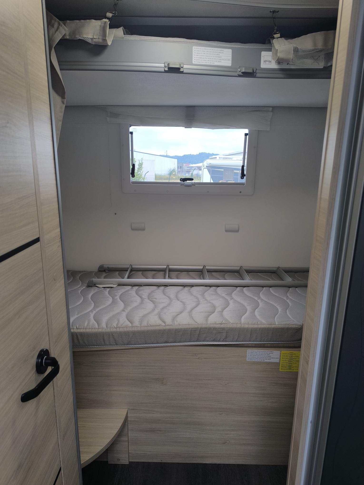 0000009105_profile_chausson_720_first_line_ford_2_0l_170ch_20223.jpg