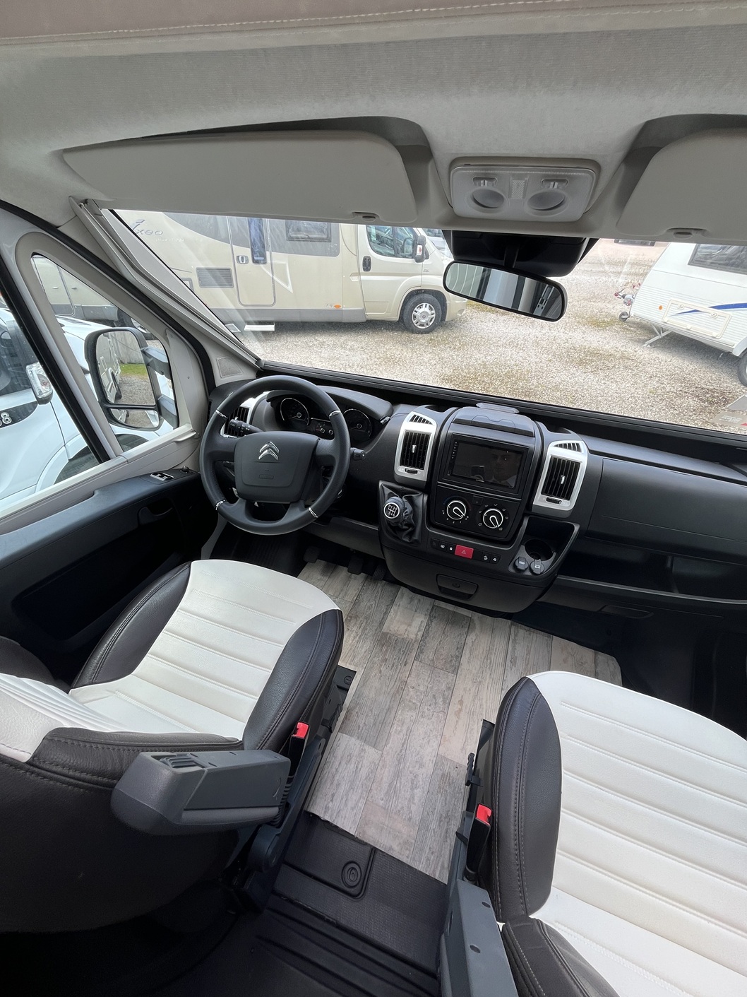 0000009754_profile_itineo_pc_640_spirit_edition_citroen_jumper_2_2l_140cv_20229.jpeg