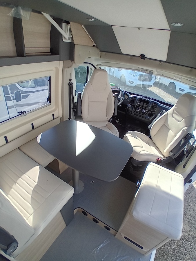 0000011843_fourgon_dreamer_camper_five_fiat_ducato_2_2l_140cv_20243.jpg
