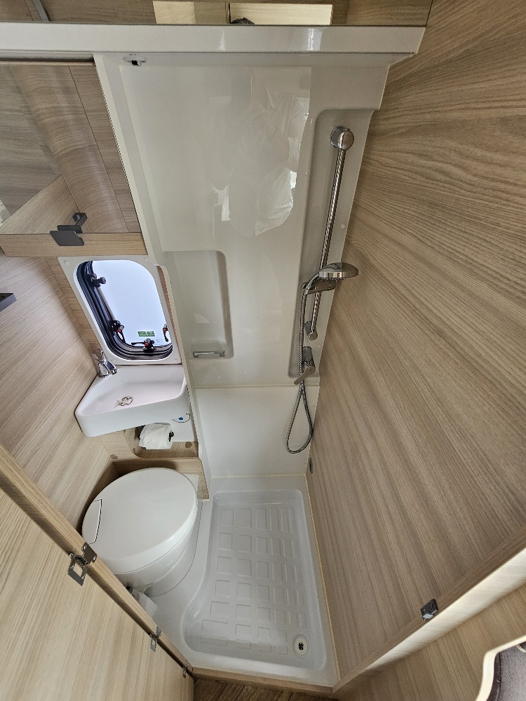 0000012095_fourgon_chausson_v594_max_first_line_fiat_ducato_2_2l_140cv_20245.jpg
