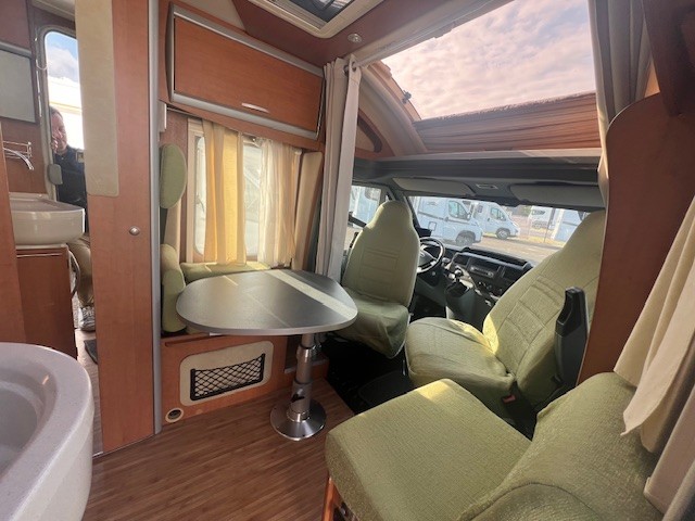 0000013703_profile_benimar_tessero_400_ford_2_2l_140_cv_20095.jpg