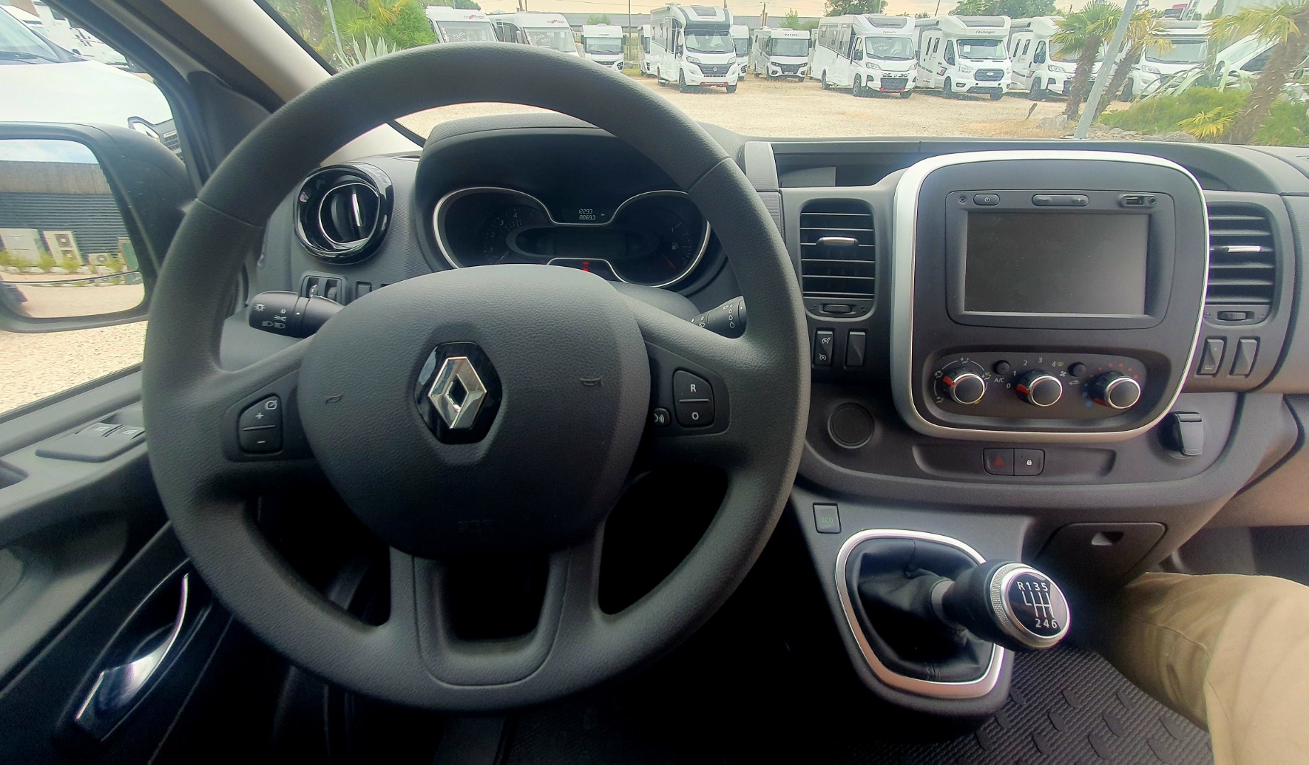 0000013904_van_le_van_landais_le_van_landais_renault_trafic_120cv_20219.jpg