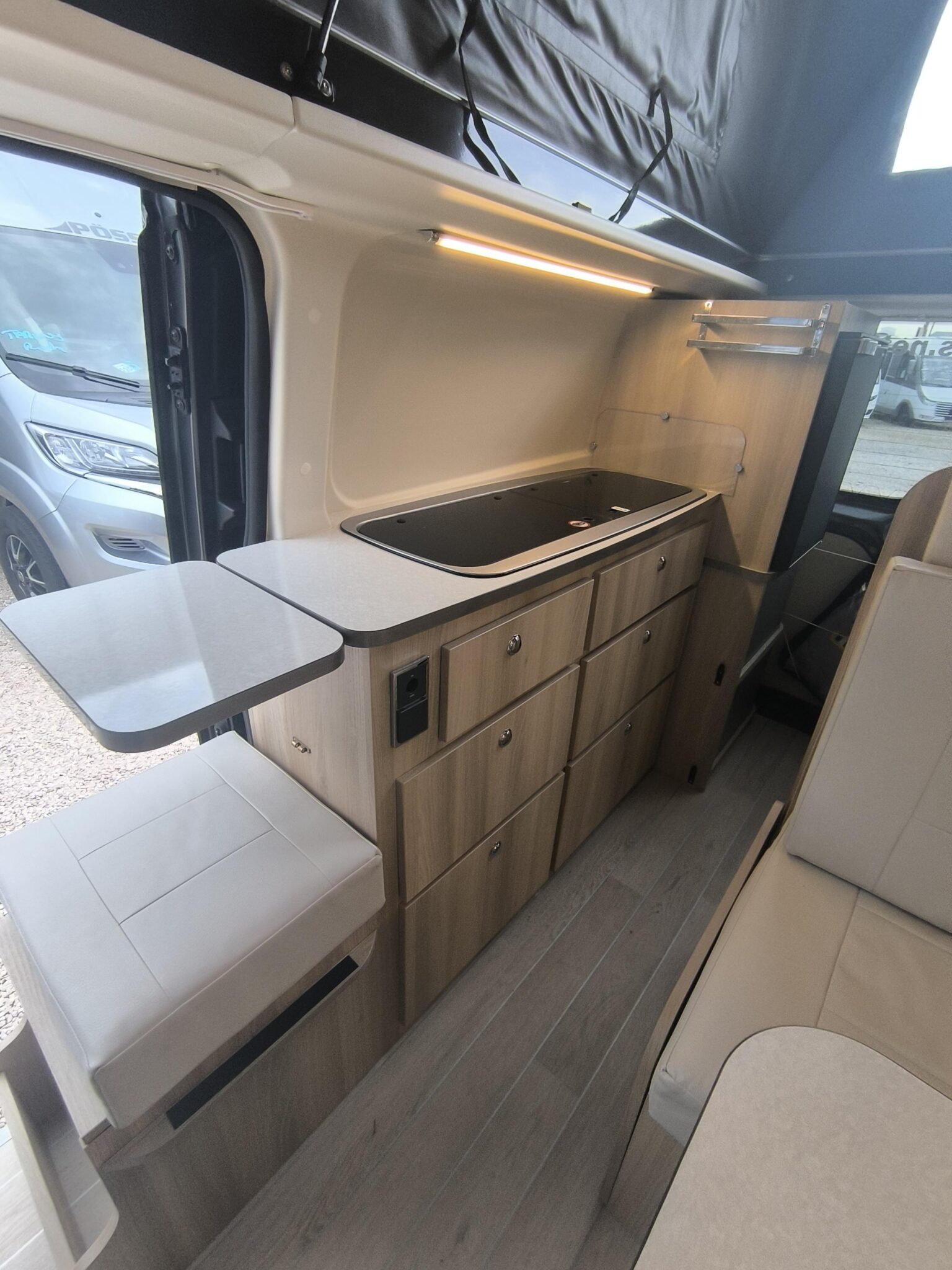 0000010157_van_dreamer_cap_life_fun_ford_custom_2_0l_130cv_202412.jpg