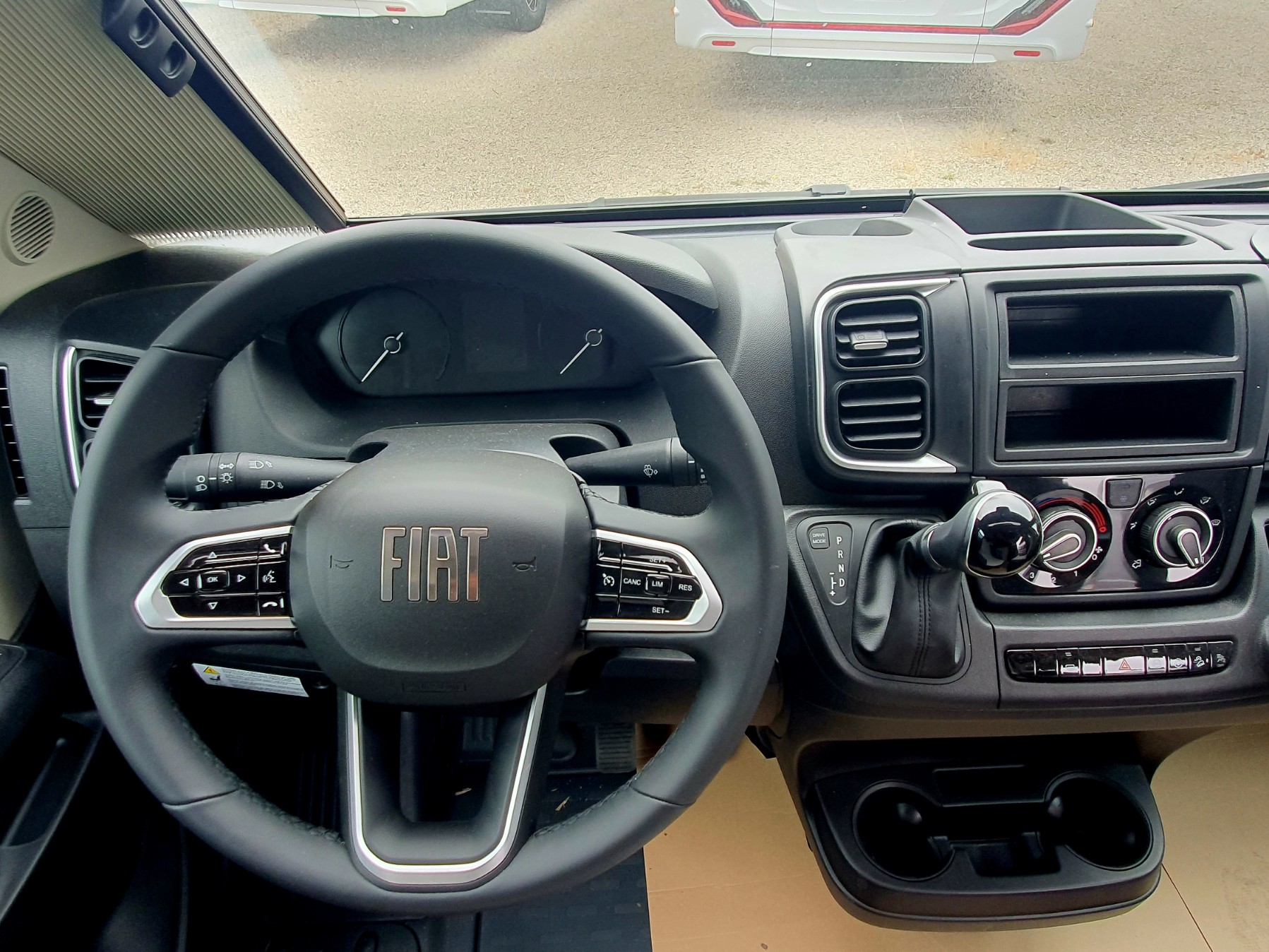 0000013247_fourgon_sunlight_cliff_600_x_adventure_fiat_2_2l_140cv_bva_20255.jpg