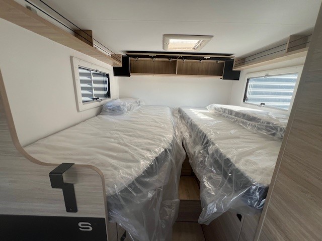 0000012075_profile_challenger_s217_etape_edition_renault_master_2_3l_145cv_20246.jpg