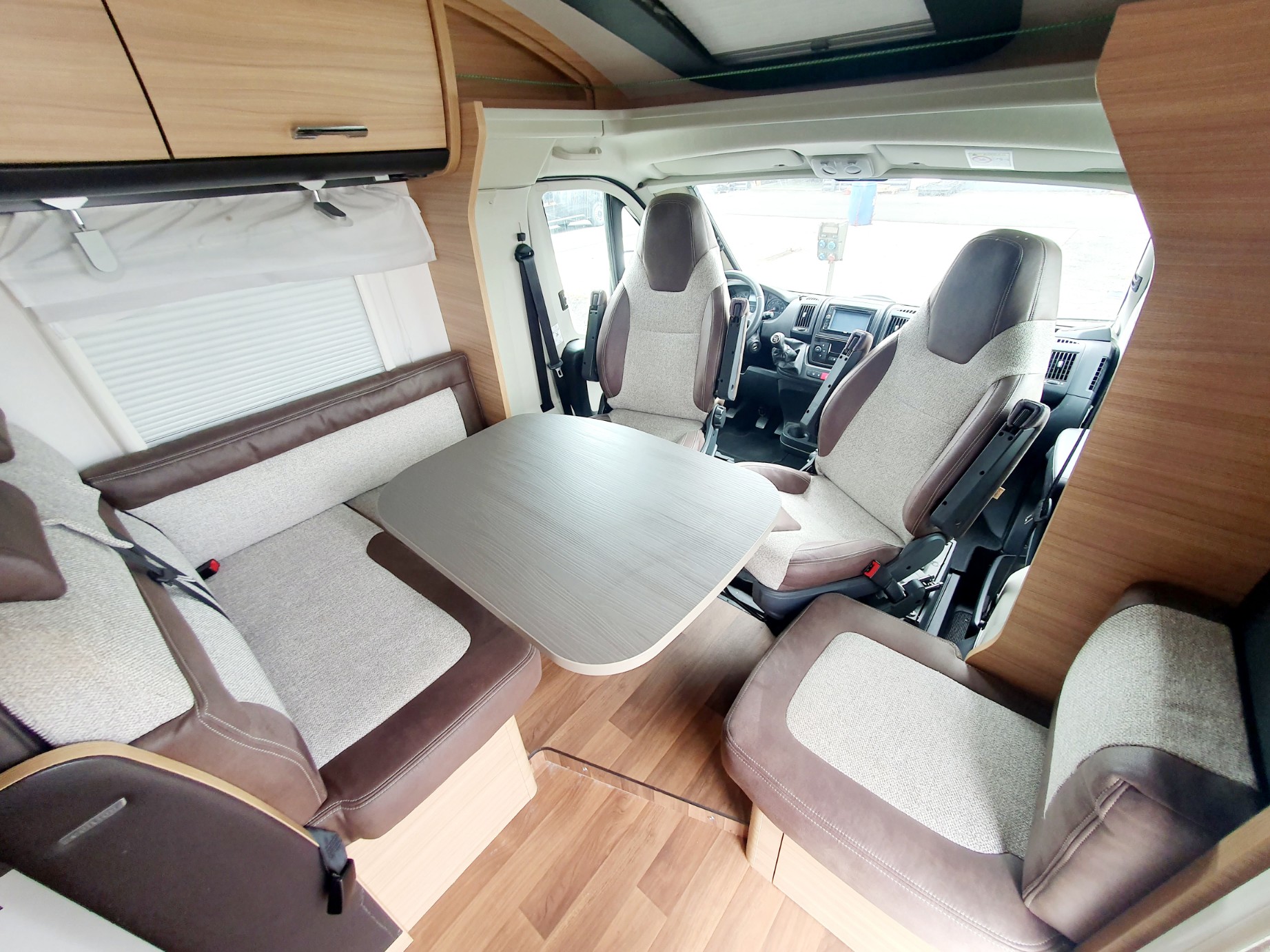 0000001254_profile_dethleffs_advantaget7051dbm_citroenjumper2ol130cv_20188.jpg
