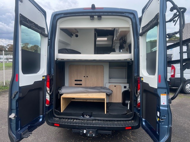0000011351_fourgon_pilote_a603g_atlas_ford_transit_2_0l_170cv_20243.jpg