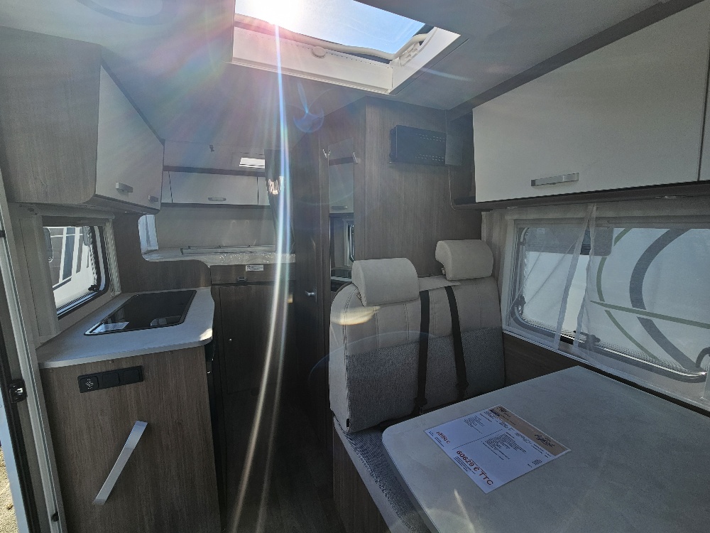 0000013202_profile_carado_v_132_pro_fiat_ducato_2_2l_140cv_20245.jpg