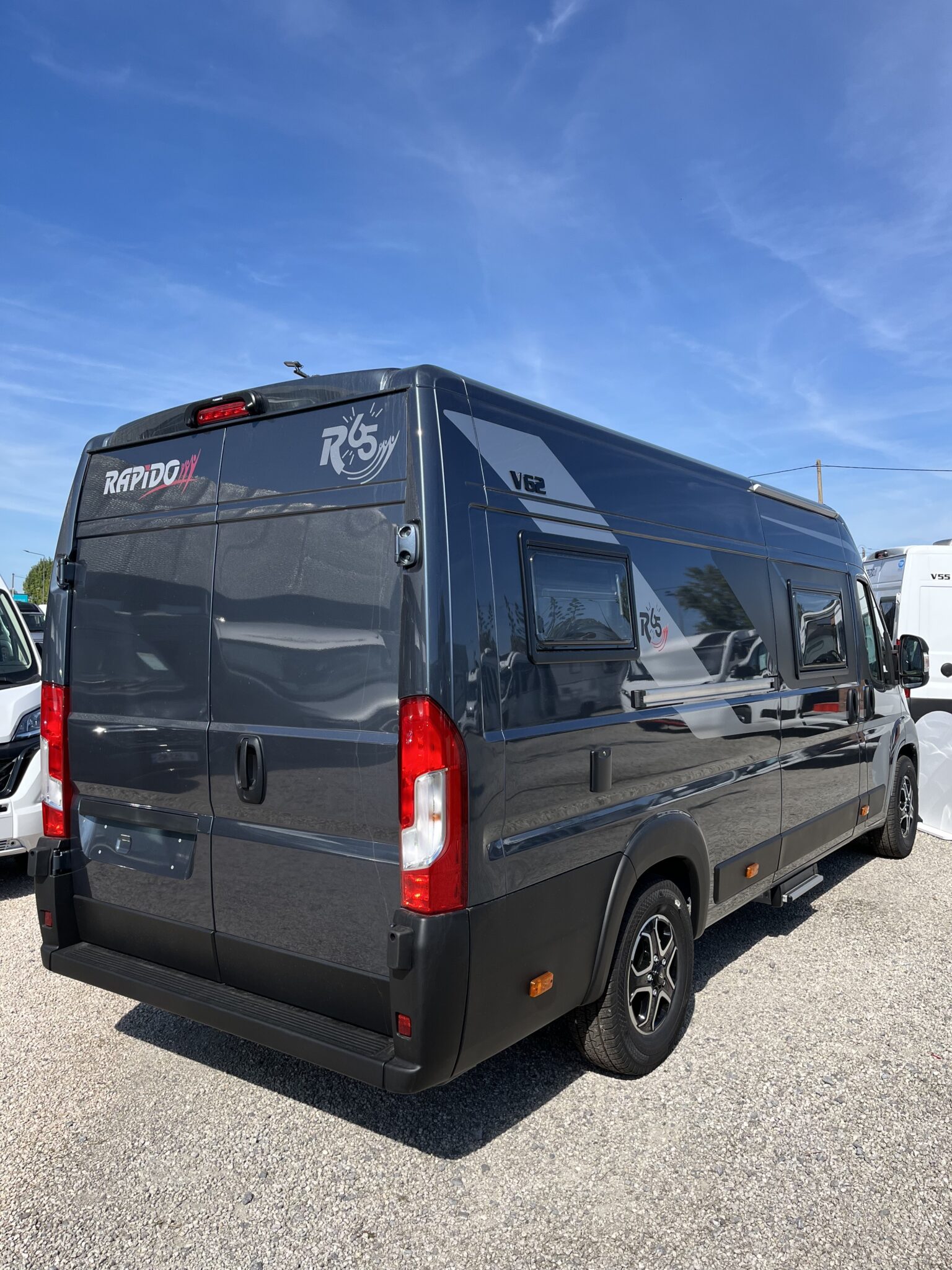 0000013723_fourgon_rapido_v62_65ans_peugeot_2_2l_140cv_bva_20264.jpeg