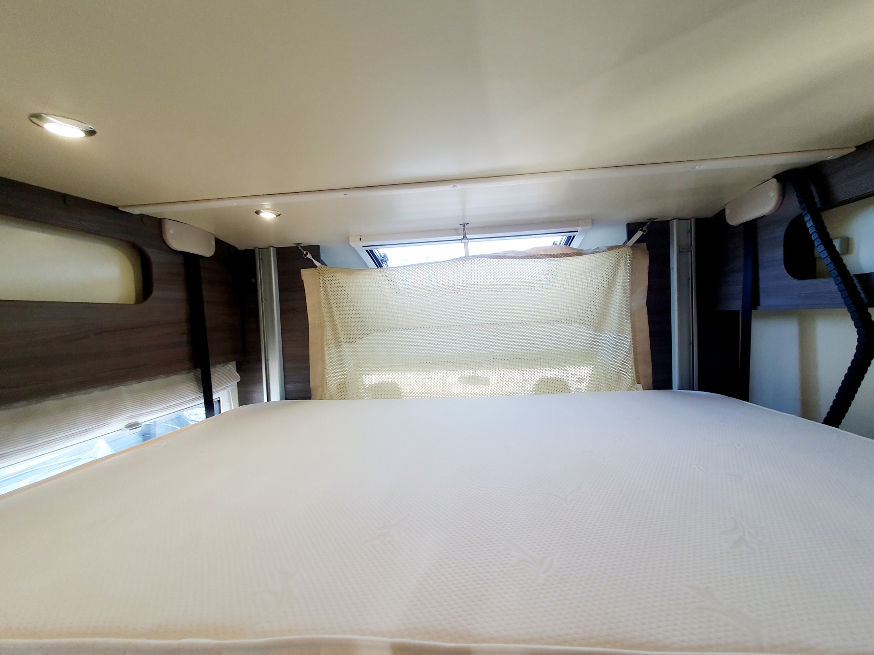 0000014096_profile_mc_louis_mc4_321_fiat_ducato_2_3l_130cv_201911.jpg