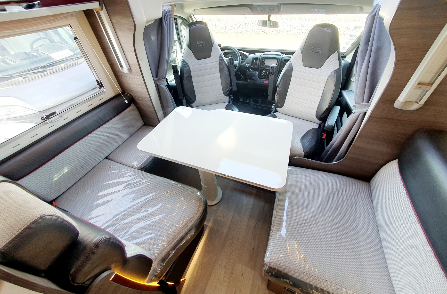 0000014096_profile_mc_louis_mc4_321_fiat_ducato_2_3l_130cv_20196.jpg
