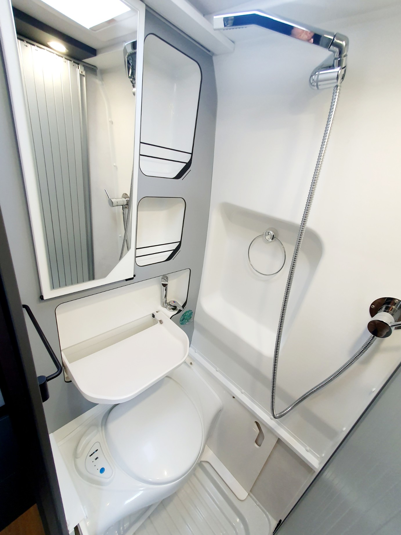 0000014481_fourgon_bavaria_k600_nomade_fiat_ducato_2_2l_140ch_20258.jpg
