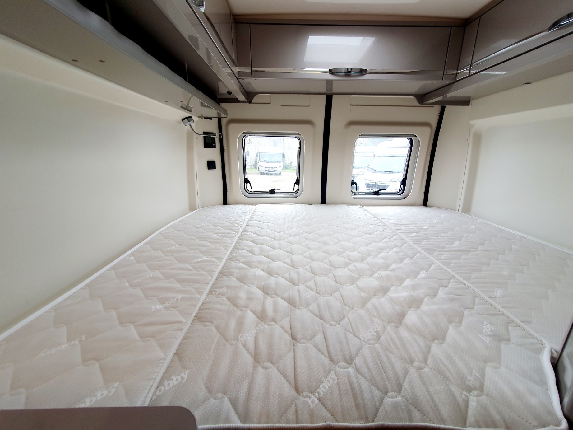 0000014662_fourgon_hobby_vantana_french_edition_fiat_ducato_2_3l_130ch_20194.jpg
