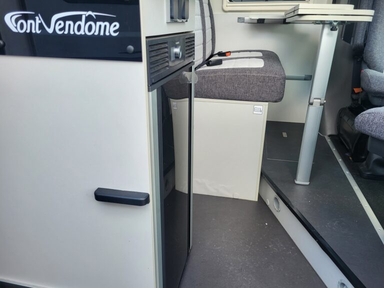 0000008679_fourgon_font_vendome_mastervan_duo_renault_2_3l_150cv_bva_20224