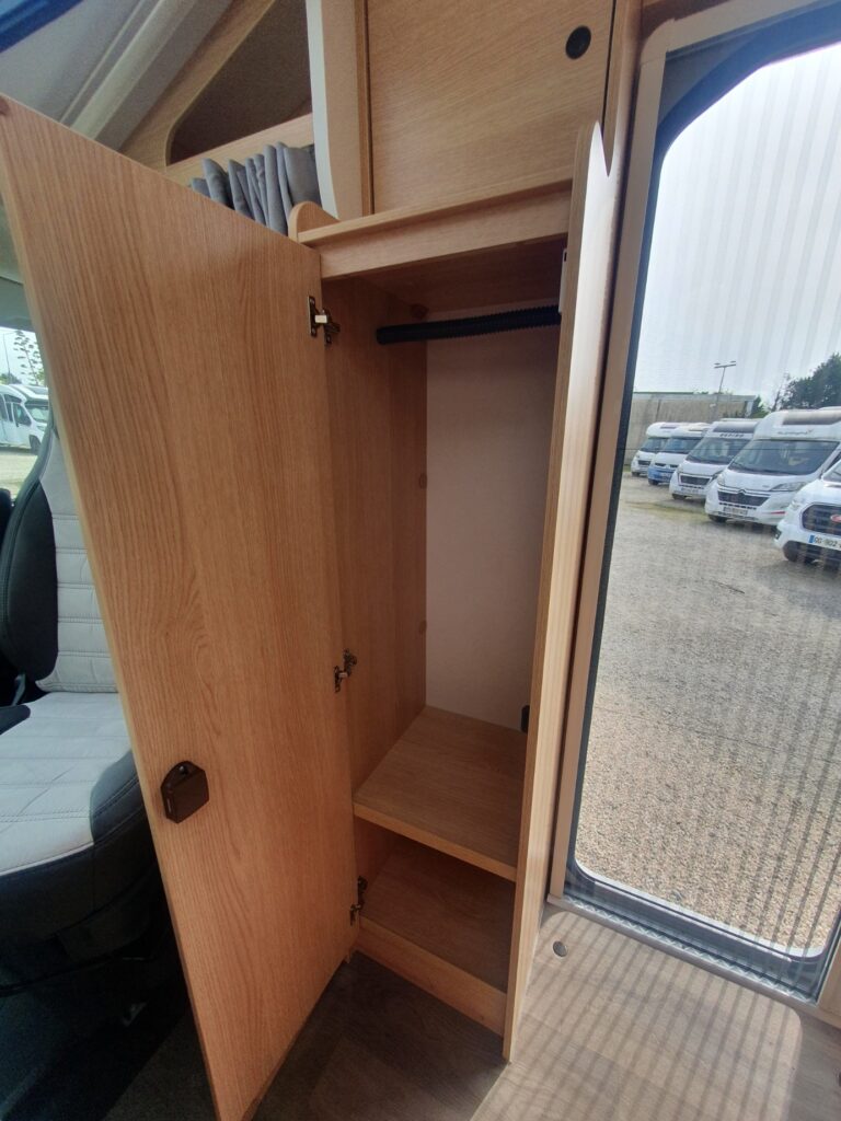 0000013684_profile_sunlight_v60_adventure_edition_citroen_2_2l_140cv_bva_202611