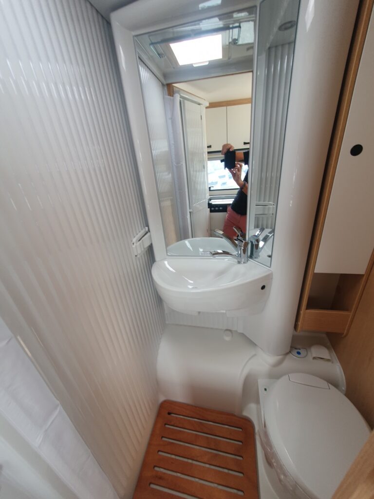 0000013684_profile_sunlight_v60_adventure_edition_citroen_2_2l_140cv_bva_20265