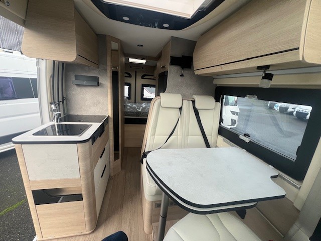 0000013758_fourgon_rapido_v55_peugeot_2_2l_140cv_bva_20266