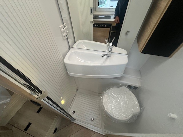 0000013951_profile_challenger_s217_sport_edition_ford_2_0l_165cv_bva_202611