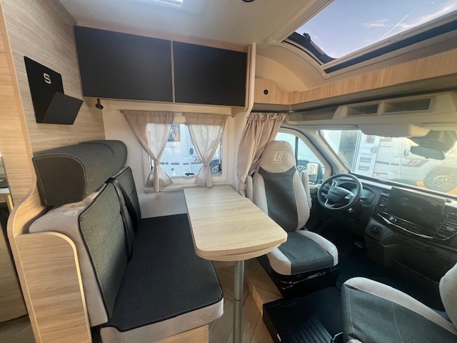 0000013951_profile_challenger_s217_sport_edition_ford_2_0l_165cv_bva_20266