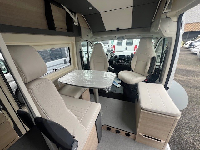 0000014012_fourgon_dreamer_camper_five_fun__fiat_ducato_2_2l_140bva_202611