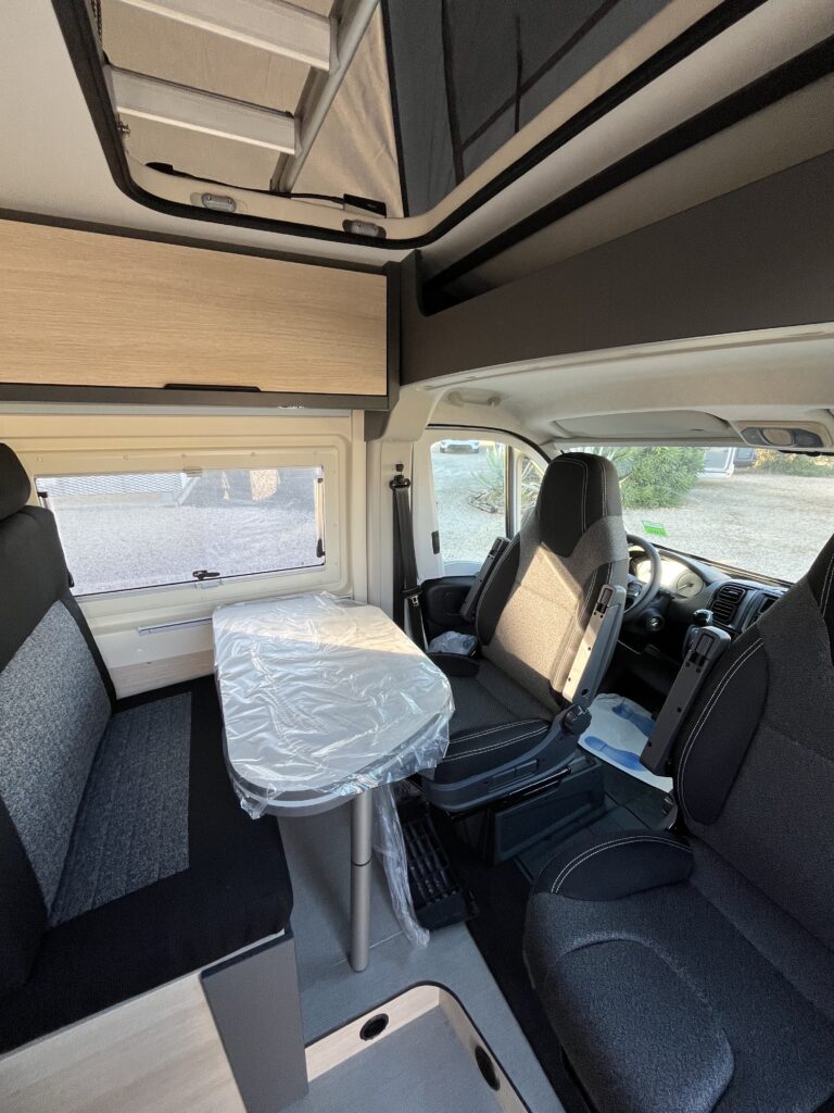 0000014017_fourgon_dreamer_d55_up_fun_peugeot_2_2l_140cv_bva_20266