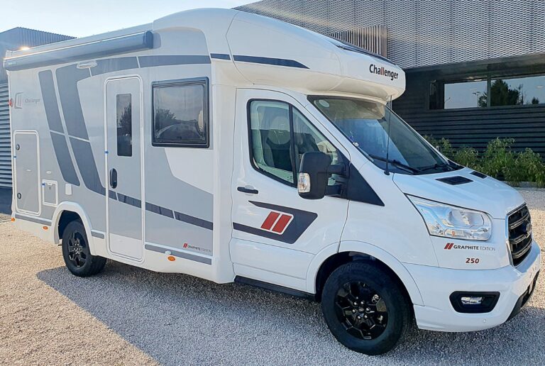 0000014083_profile_challenger_250_graphite_ford_2_0l_165cv_bva_20261