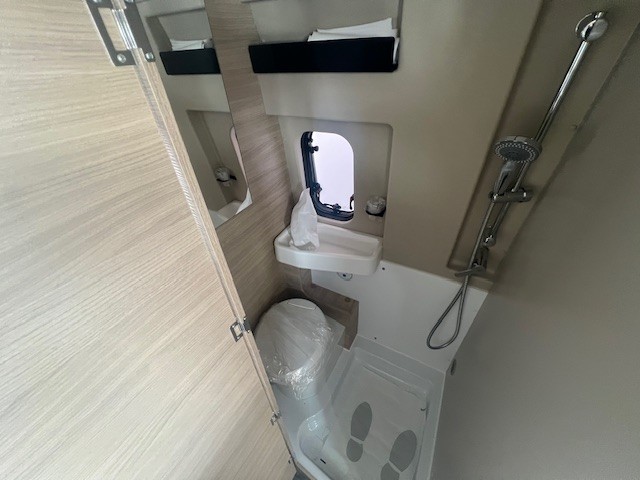 0000014134_fourgon_ci_kyros_2_citroen_2_2l_140cv_20268