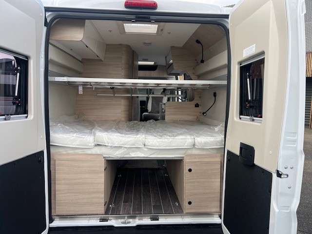 0000014135_fourgon_ci_kyros_5_citroen_2_2l_140cv_20263