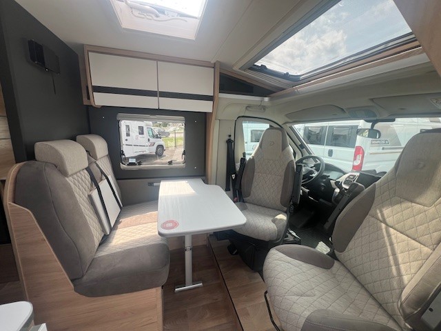 0000014138_profile_dethleffs_globebus_camp_t1_fiat_2_2l_140cv_bva_20263