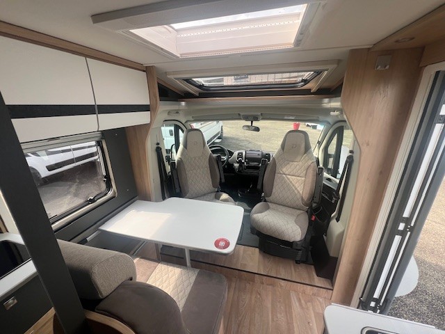0000014138_profile_dethleffs_globebus_camp_t1_fiat_2_2l_140cv_bva_20264