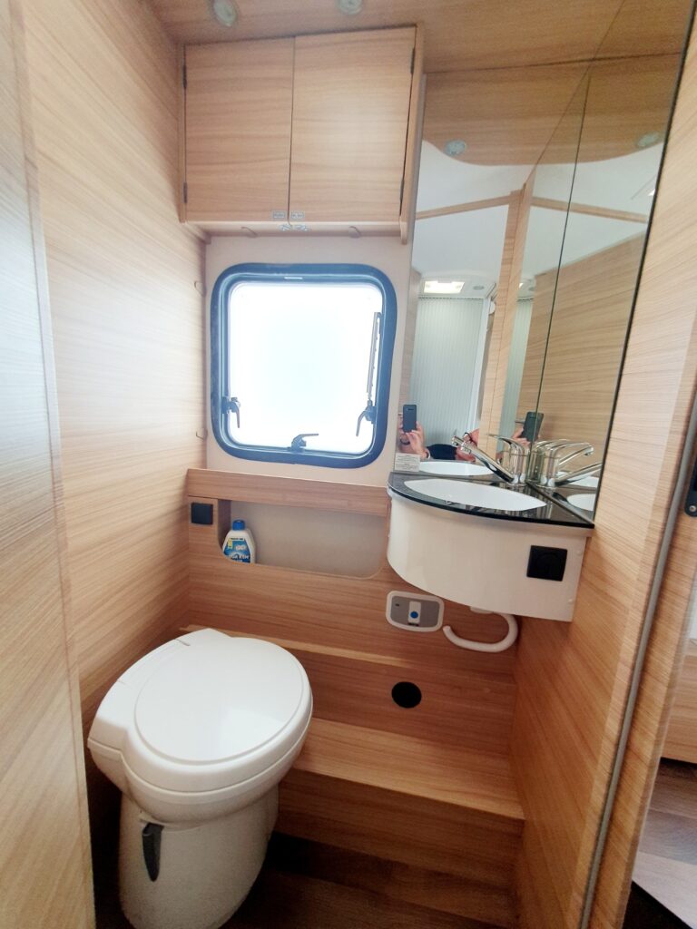 0000001254_profile_dethleffs_advantaget7051dbm_citroenjumper2ol130cv_201811