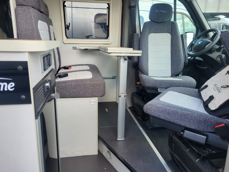 0000008679_fourgon_font_vendome_mastervan_duo_renault_2_3l_150cv_bva_20223