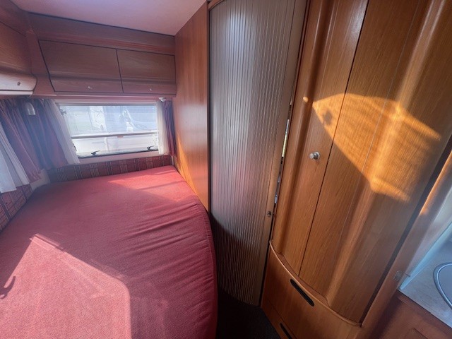 0000014414_profile_eriba_car_gt_636_renault_3_0_dci_200511